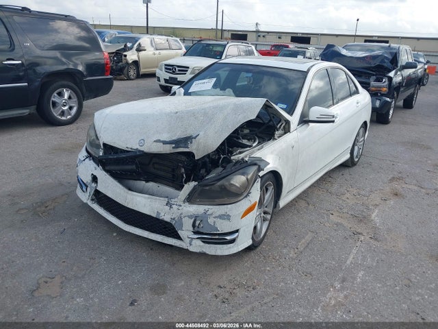 44508492 :رقم المزاد ، WDDGF4HB8DR270899 vin ، 2013 Mercedes-benz C 250 Sport مزاد بيع