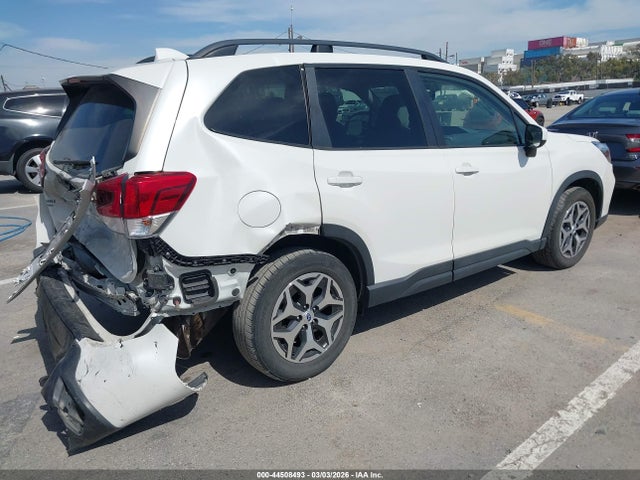 JF2SKAJC5LH560198 Subaru Forester Premium