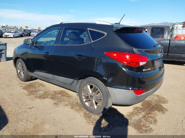 KM8JU3AG2FU090349 Hyundai TUCSON SE