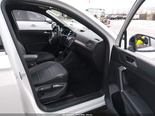 Продаж на аукціоні авто 2020 Volkswagen Tiguan 2.0t Se/2.0t Se R-line Black/2.0t Sel, vin: 3VV2B7AX7LM106617, номер лоту: 44508509