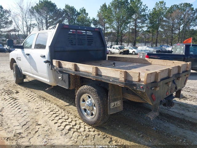 44508523 :رقم المزاد ، 3C6UR5HL2JG283394 vin ، 2018 Ram 2500 Tradesman  4x4 8' Box مزاد بيع