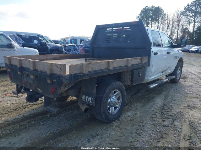 44508523 :رقم المزاد ، 3C6UR5HL2JG283394 vin ، 2018 Ram 2500 Tradesman  4x4 8' Box مزاد بيع