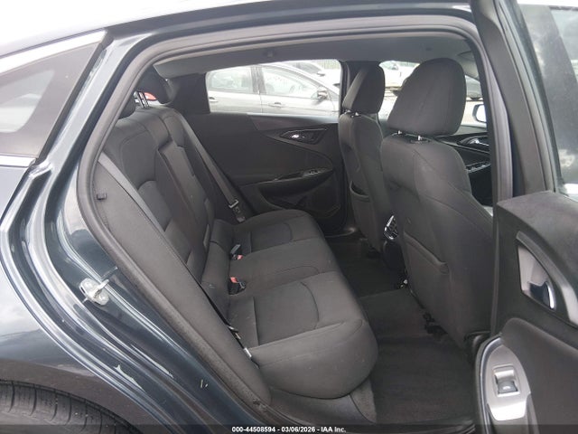 1G1ZD5ST8LF052048 Chevrolet Malibu Fwd Lt