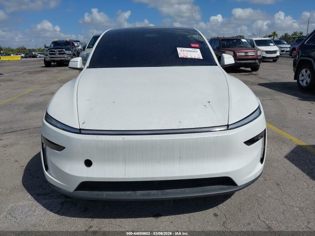Продажа на аукционе авто 2026 Tesla Model Y Long Range Launch Series/premium All-wheel Drive, vin: 7SAYGDEE7TA405546, номер лота: 44508602