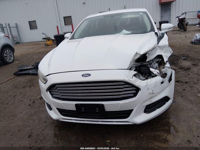 3FA6P0H76GR149567 Ford FUSION SE