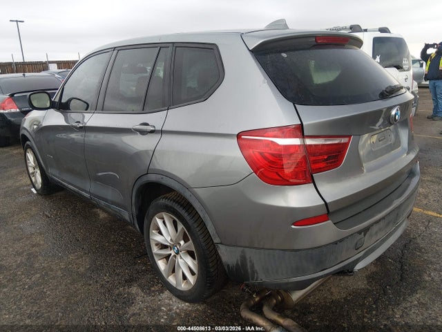 2013 BMW X3 5UXWX9C51D0D07640 Photo 2