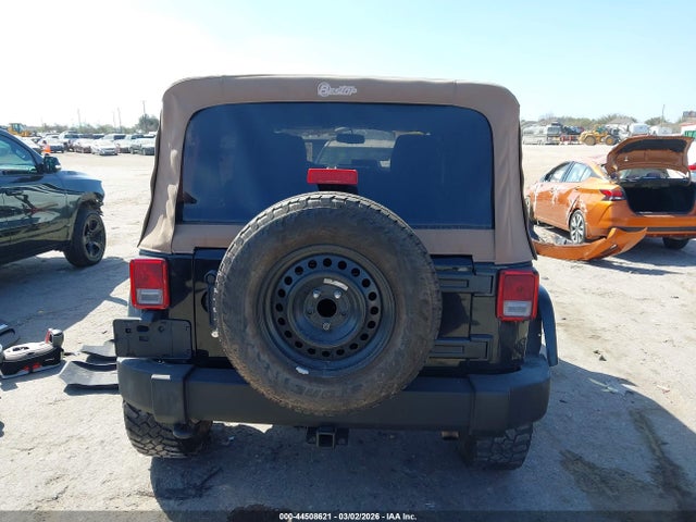 2013 Jeep Wrangler Unlimited Sahara მანქანა იყიდება აუქციონზე, vin: 1C4BJWEG9DL676286, აუქციონის ნომერი: 44508621