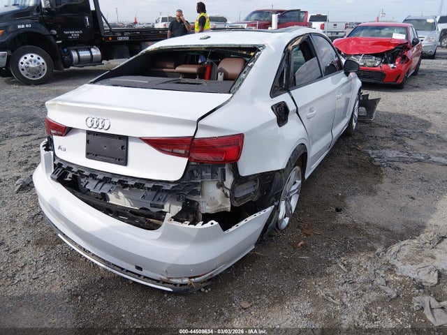 Продаж на аукціоні авто 2017 Audi A3 2.0t Premium, vin: WAUAUGFF4H1037519, номер лоту: 44508634
