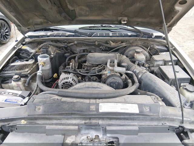 44508640 :رقم المزاد ، 1GKDT13W9W2570966 vin ، 1998 Gmc Jimmy Sle مزاد بيع
