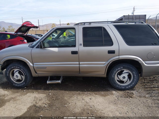 44508640 :رقم المزاد ، 1GKDT13W9W2570966 vin ، 1998 Gmc Jimmy Sle مزاد بيع