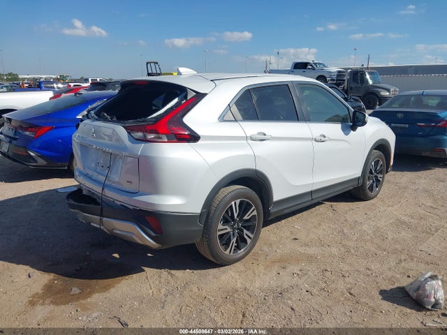 2025 MITSUBISHI ECLIPSE CROSS JA4ATWAAXSZ045641 Photo 3