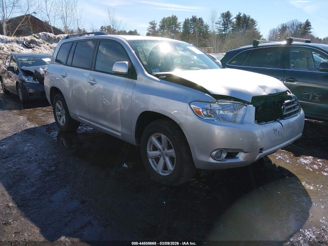 2010 TOYOTA HIGHLANDER 5TDJK3EHXAS034668 Photo 0