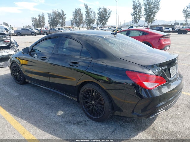 2018 Mercedes-benz Cla 250 მანქანა იყიდება აუქციონზე, vin: WDDSJ4EB1JN657018, აუქციონის ნომერი: 44508681
