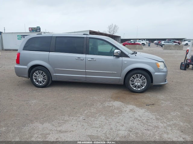2014 Chrysler Town & Country Touring-l 30th Anniversary მანქანა იყიდება აუქციონზე, vin: 2C4RC1CG2ER329342, აუქციონის ნომერი: 44508689