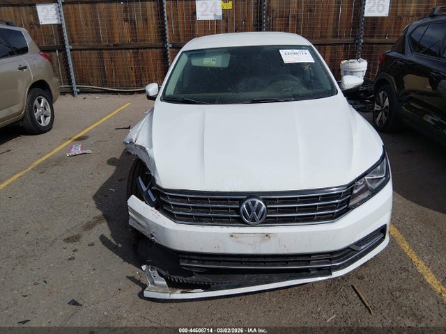 44508714 :رقم المزاد ، 1VWAT7A35GC045051 vin ، 2016 Volkswagen Passat 1.8t S مزاد بيع