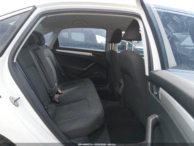 2016 VOLKSWAGEN PASSAT 1VWAT7A35GC045051 Photo 7