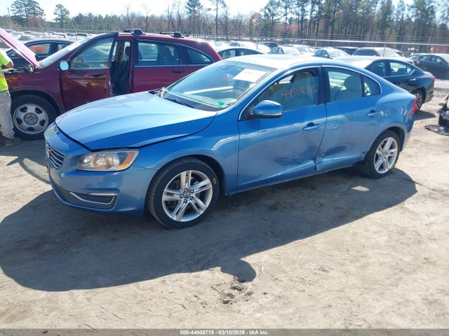 Volvo S60 T5 2014 YV1612FH8E2276741 Image 2