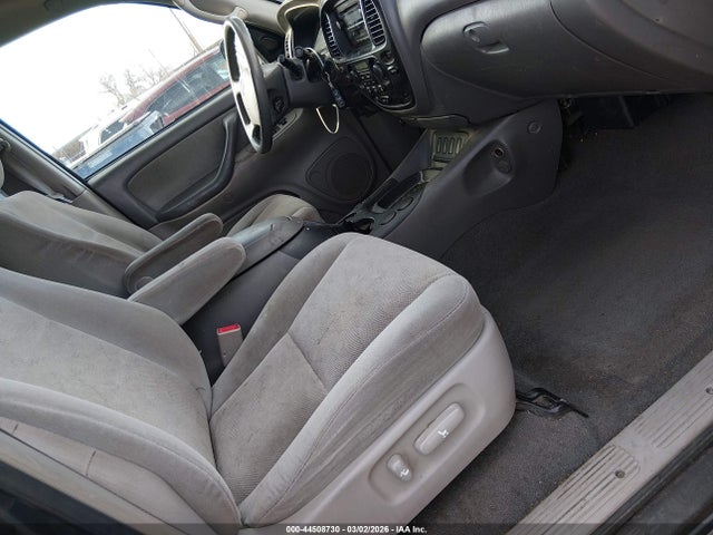 Aukcja sprzedaży 2005 Toyota Sequoia Sr5 V8, vin: 5TDBT44A45S240389, numer aukcji: 44508730