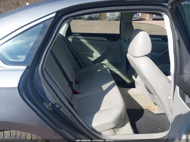 44508746 :رقم المزاد ، 1VWBN7A31EC091858 vin ، 2014 Volkswagen Passat 2.0l Tdi Se مزاد بيع