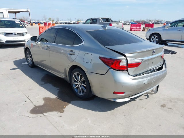 2017 Lexus Es 300h მანქანა იყიდება აუქციონზე, vin: JTHBW1GG4H2137909, აუქციონის ნომერი: 44508763