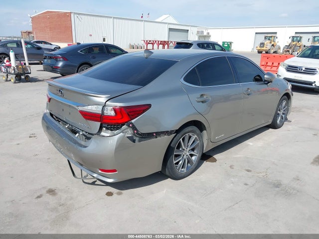2017 Lexus Es 300h მანქანა იყიდება აუქციონზე, vin: JTHBW1GG4H2137909, აუქციონის ნომერი: 44508763