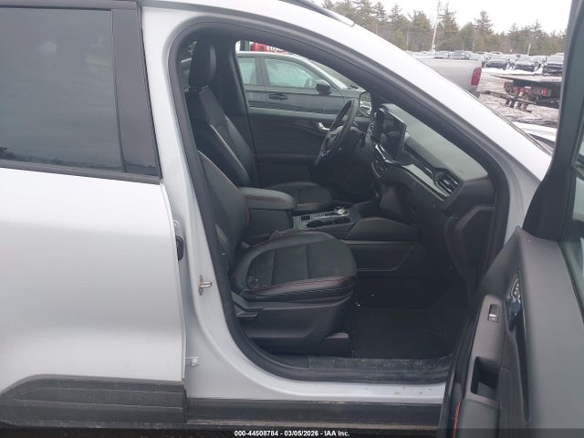 1FMCU9NZ4SUB09646 Ford Escape St-line Select