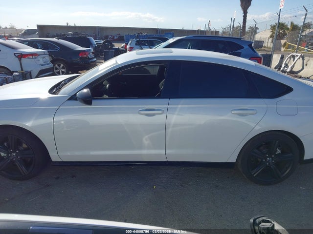 Продажа на аукционе авто 2024 Honda Accord Hybrid Sport-l, vin: 1HGCY2F75RA070110, номер лота: 44508796