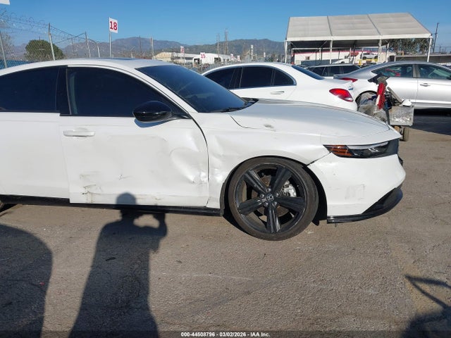 Продажа на аукционе авто 2024 Honda Accord Hybrid Sport-l, vin: 1HGCY2F75RA070110, номер лота: 44508796