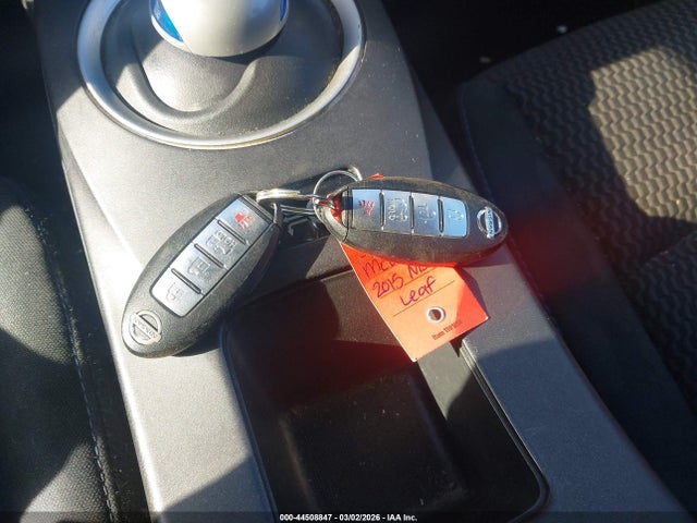 1N4AZ0CP7FC321274 Nissan LEAF S