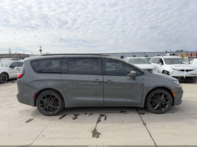 Продажа на аукционе авто 2022 Chrysler Pacifica Touring L, vin: 2C4RC1BG6NR101801, номер лота: 44508852