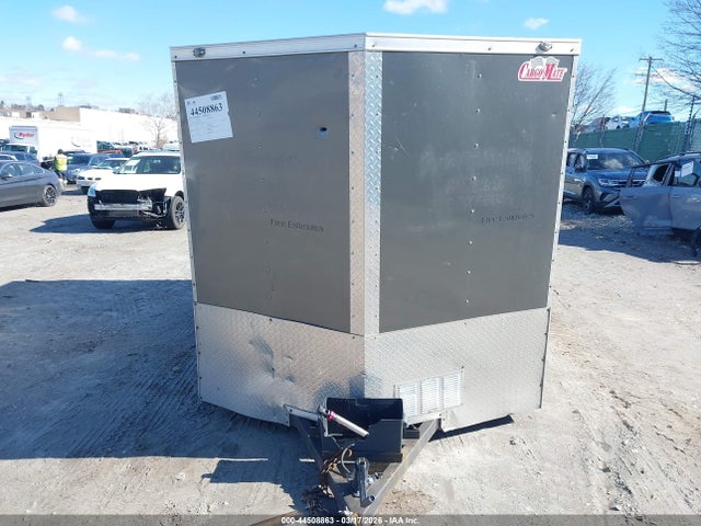 5NHUEH213HN091283 Cargo E Series