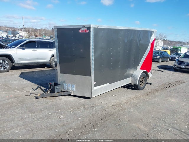 5NHUEH213HN091283 Cargo E Series