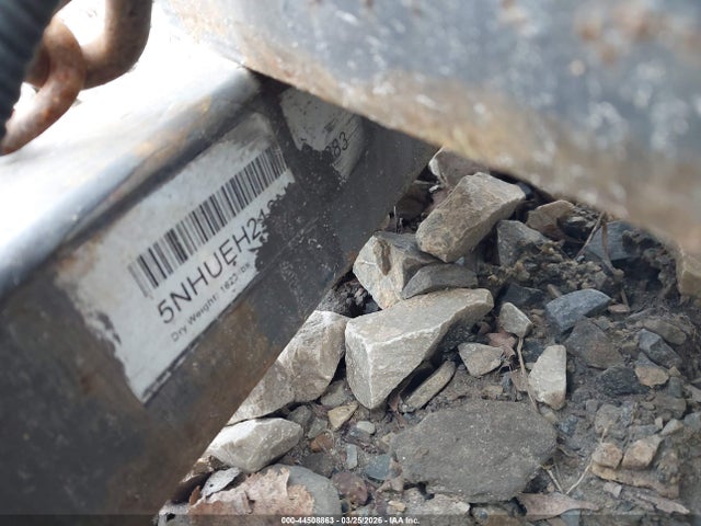 5NHUEH213HN091283 Cargo E Series