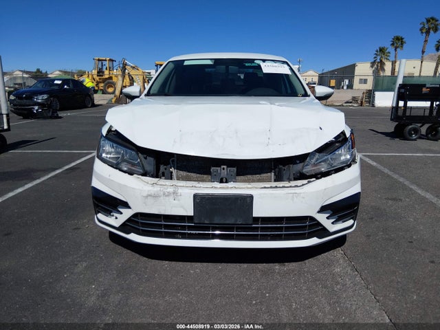 2016 Volkswagen Passat 1.8t R-line მანქანა იყიდება აუქციონზე, vin: 1VWAS7A36GC056451, აუქციონის ნომერი: 44508919
