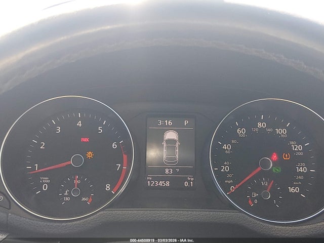 2016 Volkswagen Passat 1.8t R-line მანქანა იყიდება აუქციონზე, vin: 1VWAS7A36GC056451, აუქციონის ნომერი: 44508919