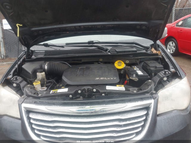 Продажа на аукционе авто 2014 Chrysler Town & Country Touring-l, vin: 2C4RC1CG6ER116099, номер лота: 44508951