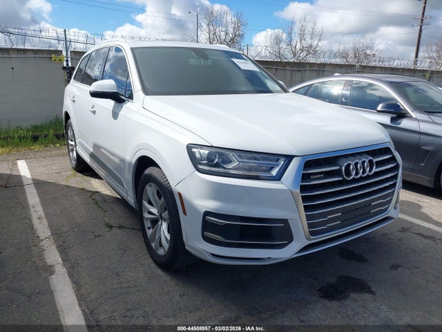 2017 AUDI Q7 WA1AAAF76HD005245 Photo 0