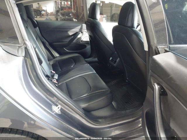 Продаж на аукціоні авто 2018 Tesla Model 3 Long Range/mid Range, vin: 5YJ3E1EA2JF006035, номер лоту: 44508975