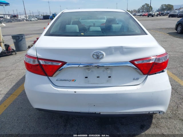 4T1BF1FKXHU410908 Toyota CAMRY LE
