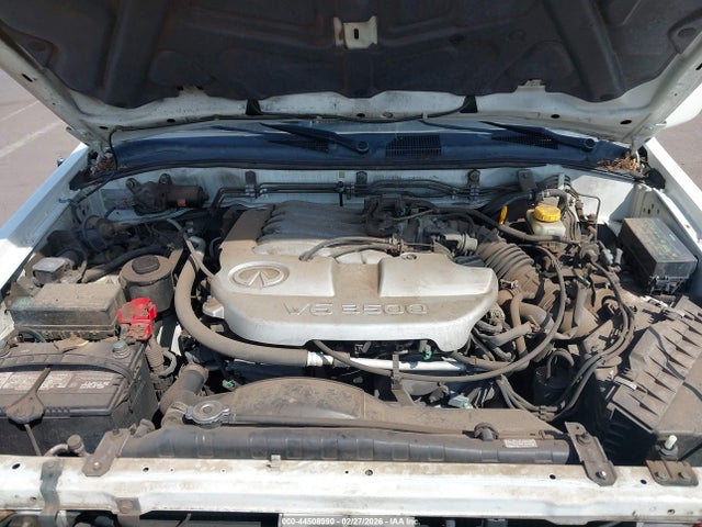 2001 INFINITI QX4 JNRDR07X01W101032 Photo 9