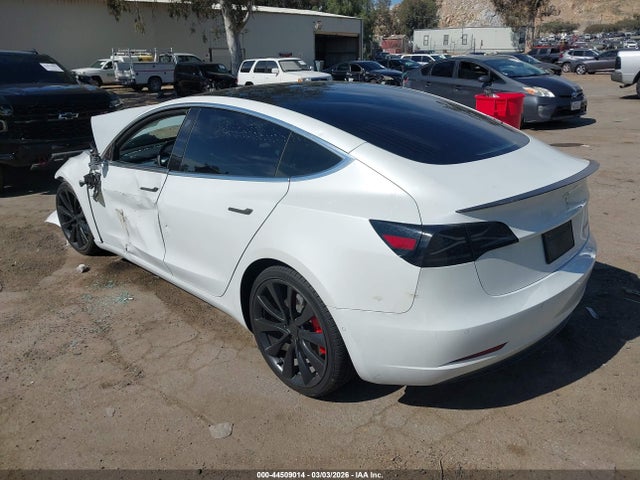 44509014 :رقم المزاد ، 5YJ3E1EB9KF514674 vin ، 2019 Tesla Model 3 Long Range/performance مزاد بيع