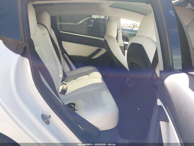44509014 :رقم المزاد ، 5YJ3E1EB9KF514674 vin ، 2019 Tesla Model 3 Long Range/performance مزاد بيع