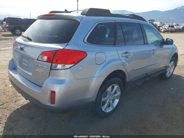 44509022 :رقم المزاد ، 4S4BRBKC0D3245950 vin ، 2013 Subaru Outback 2.5i Limited مزاد بيع