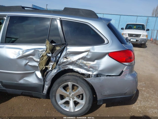 44509022 :رقم المزاد ، 4S4BRBKC0D3245950 vin ، 2013 Subaru Outback 2.5i Limited مزاد بيع