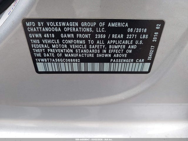 1VWBT7A36GC068682 Volkswagen Passat 1.8t Se