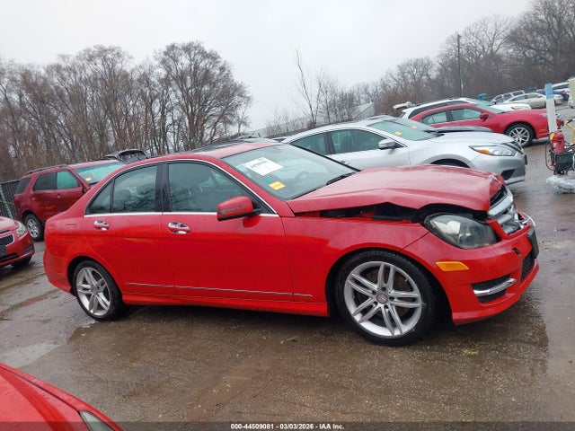 Продаж на аукціоні авто 2013 Mercedes-benz C 300 Sport 4matic, vin: WDDGF8ABXDR254284, номер лоту: 44509081