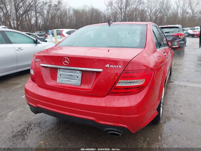 Продаж на аукціоні авто 2013 Mercedes-benz C 300 Sport 4matic, vin: WDDGF8ABXDR254284, номер лоту: 44509081