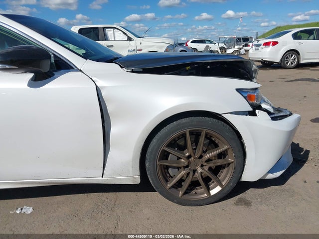 2016 LEXUS IS 200T JTHBA1D27G5024184 Photo 5
