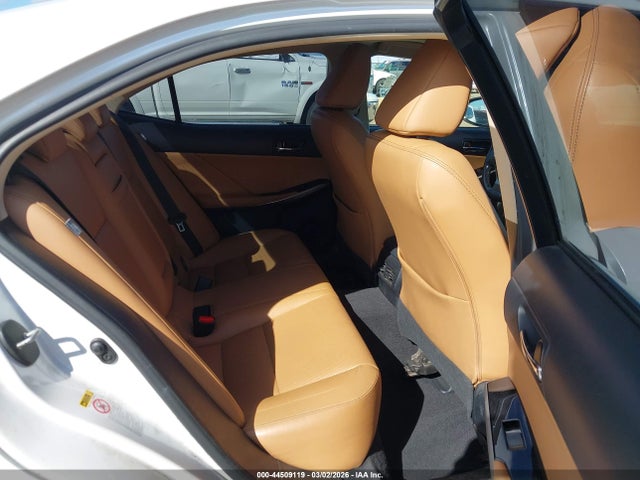 2016 LEXUS IS 200T JTHBA1D27G5024184 Photo 7