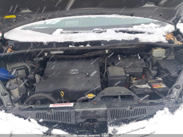 5TDKK3DC6ES519552 Toyota Sienna Le V6 8 Passenger